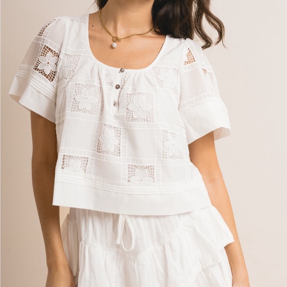 Entro White Crochet Accent Blouse - Picture 1 of 3